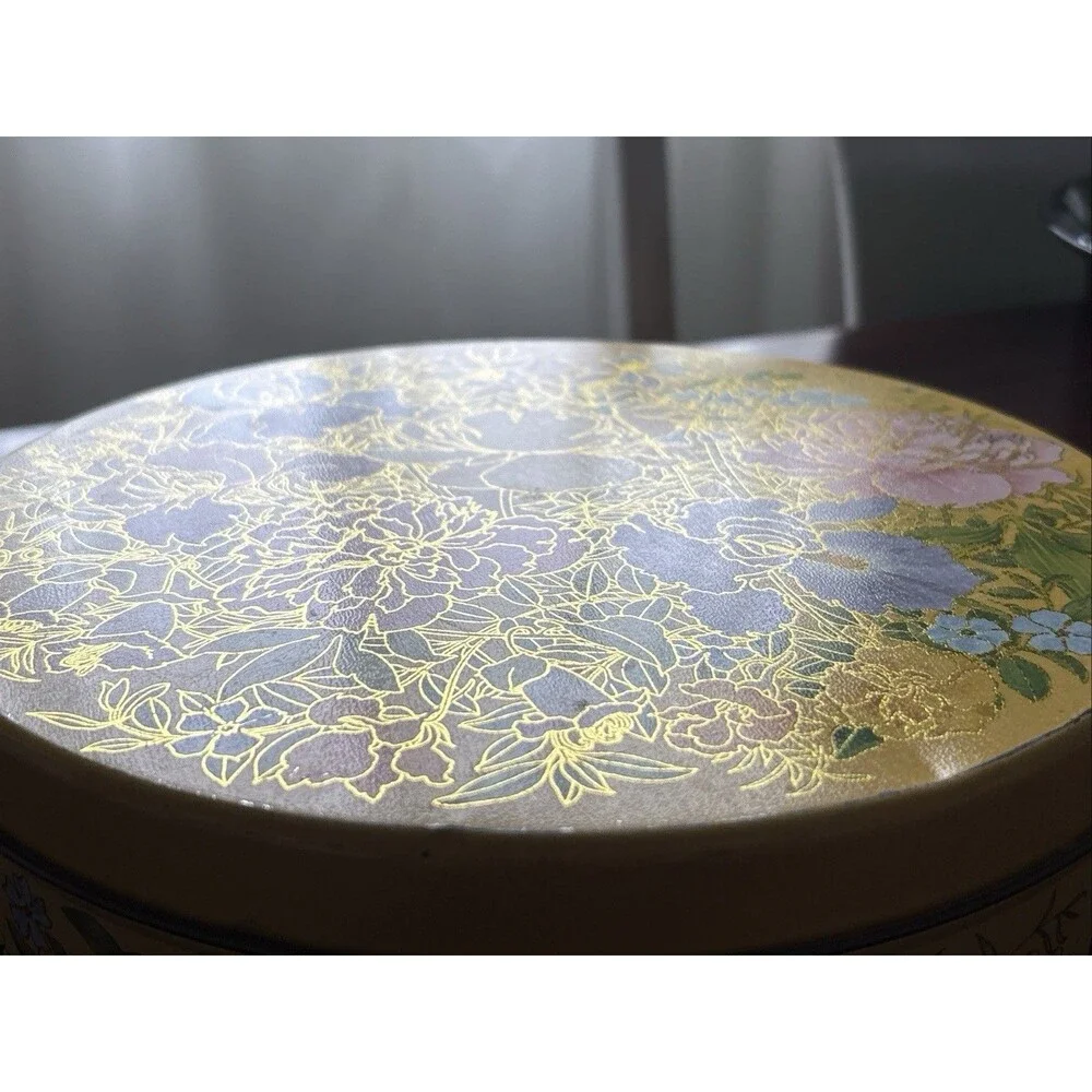 Vintage Floral Hallmark Tin Container 10